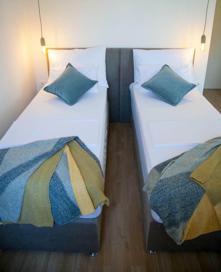 Soukki Town Centre Suites 1 Split Kültér fotó