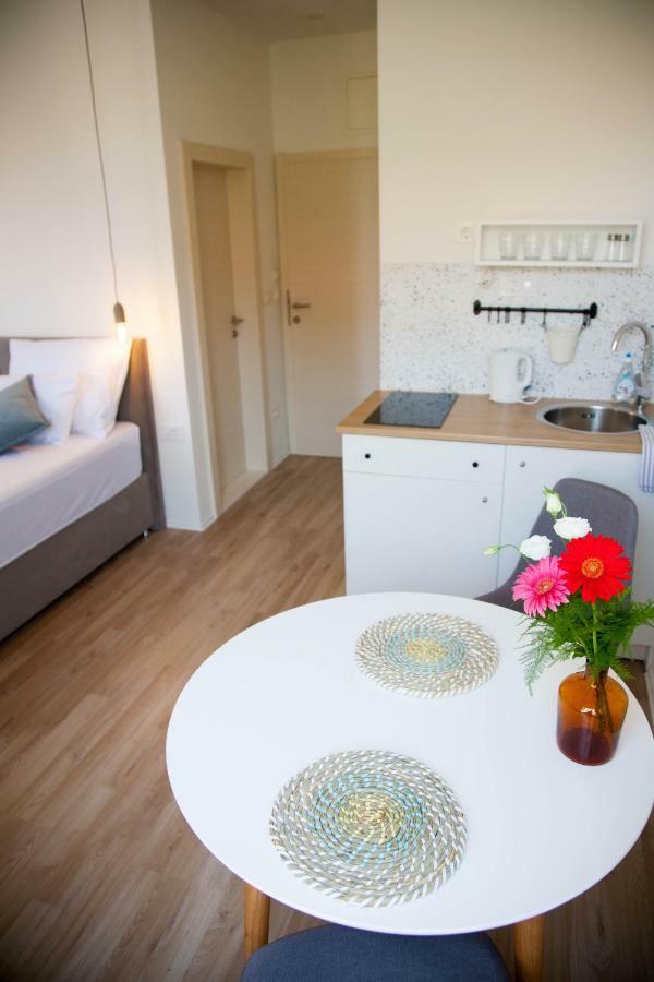 Soukki Town Centre Suites 1 Split Kültér fotó