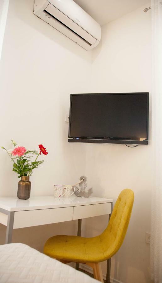 Soukki Town Centre Suites 1 Split Kültér fotó